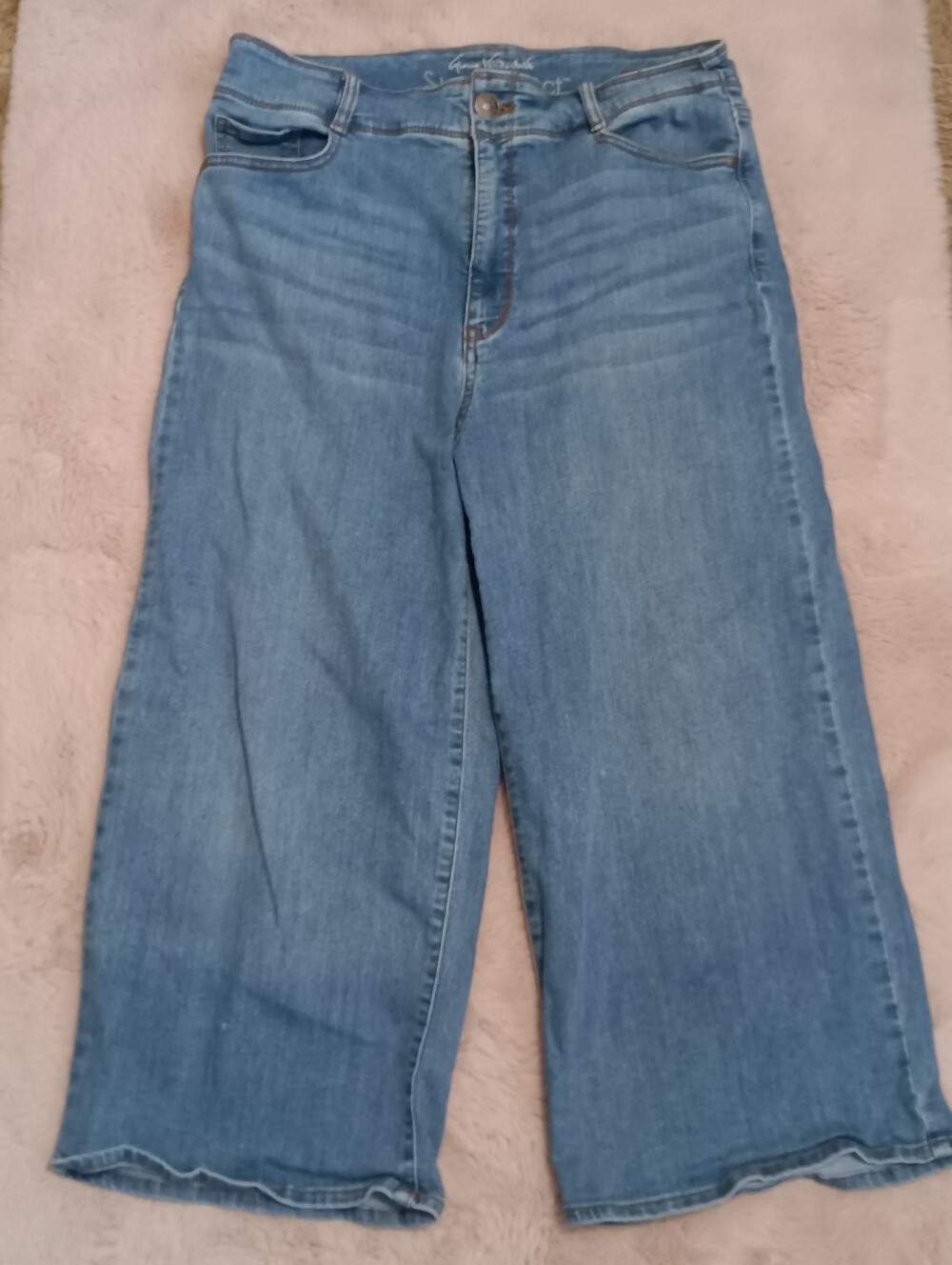 Gloria Vanderbilt Shape Effect Tummy Sculpt Culotte Jeans Size 14
